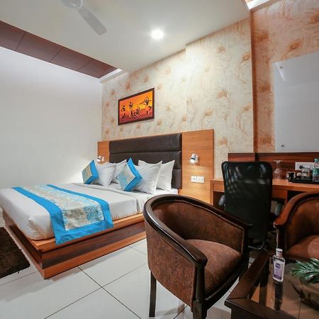 Hotel Grand Regency By Jmd Group Near Delhi Igi Airport Új-Delhi Kültér fotó