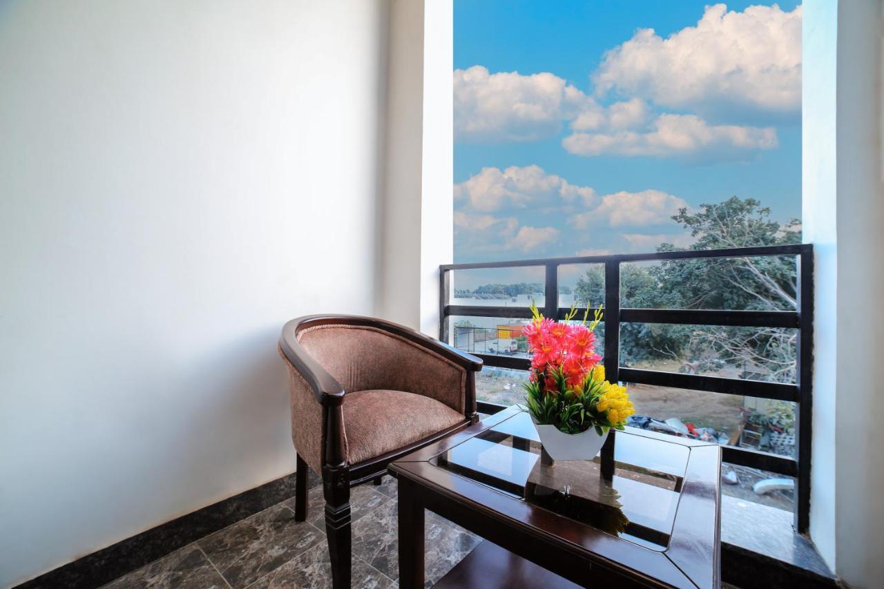 Hotel Grand Regency By Jmd Group Near Delhi Igi Airport Új-Delhi Kültér fotó