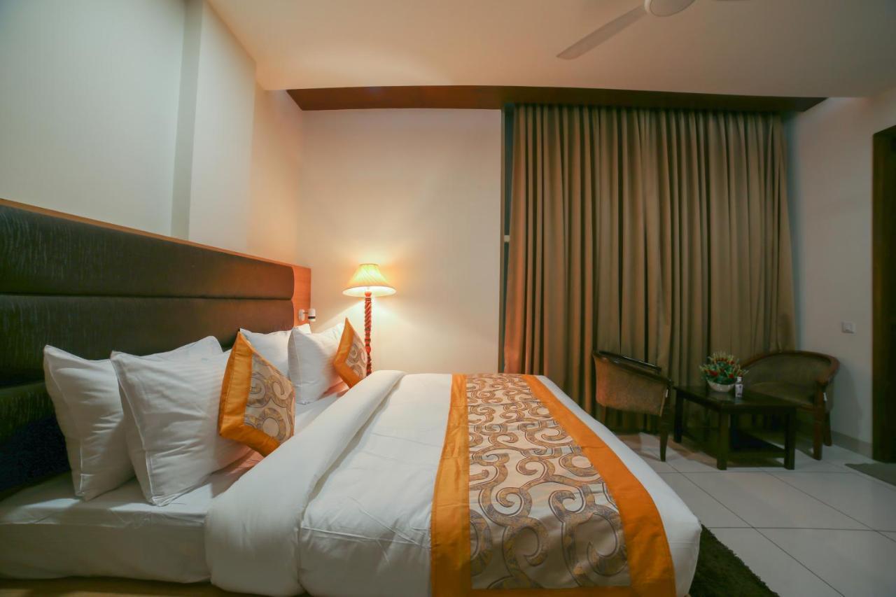 Hotel Grand Regency By Jmd Group Near Delhi Igi Airport Új-Delhi Kültér fotó