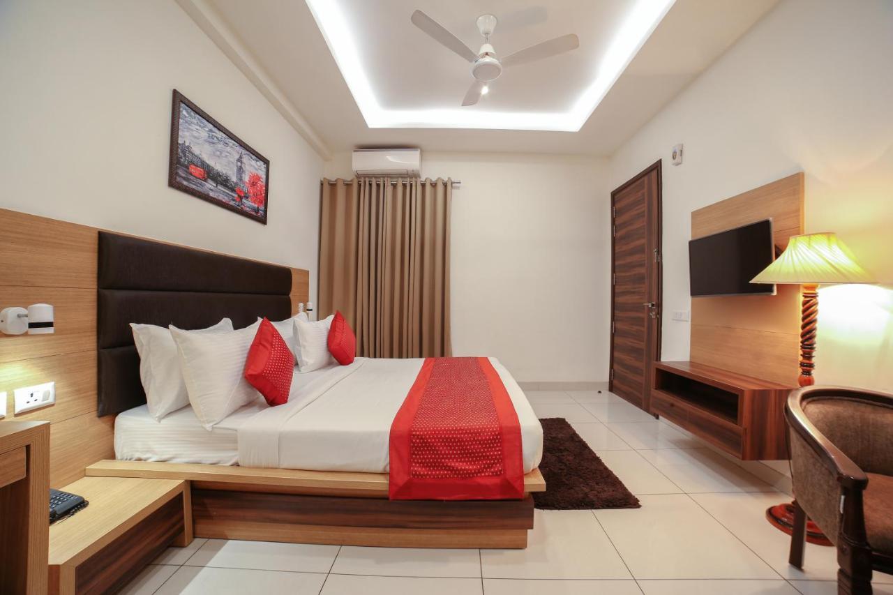 Hotel Grand Regency By Jmd Group Near Delhi Igi Airport Új-Delhi Kültér fotó