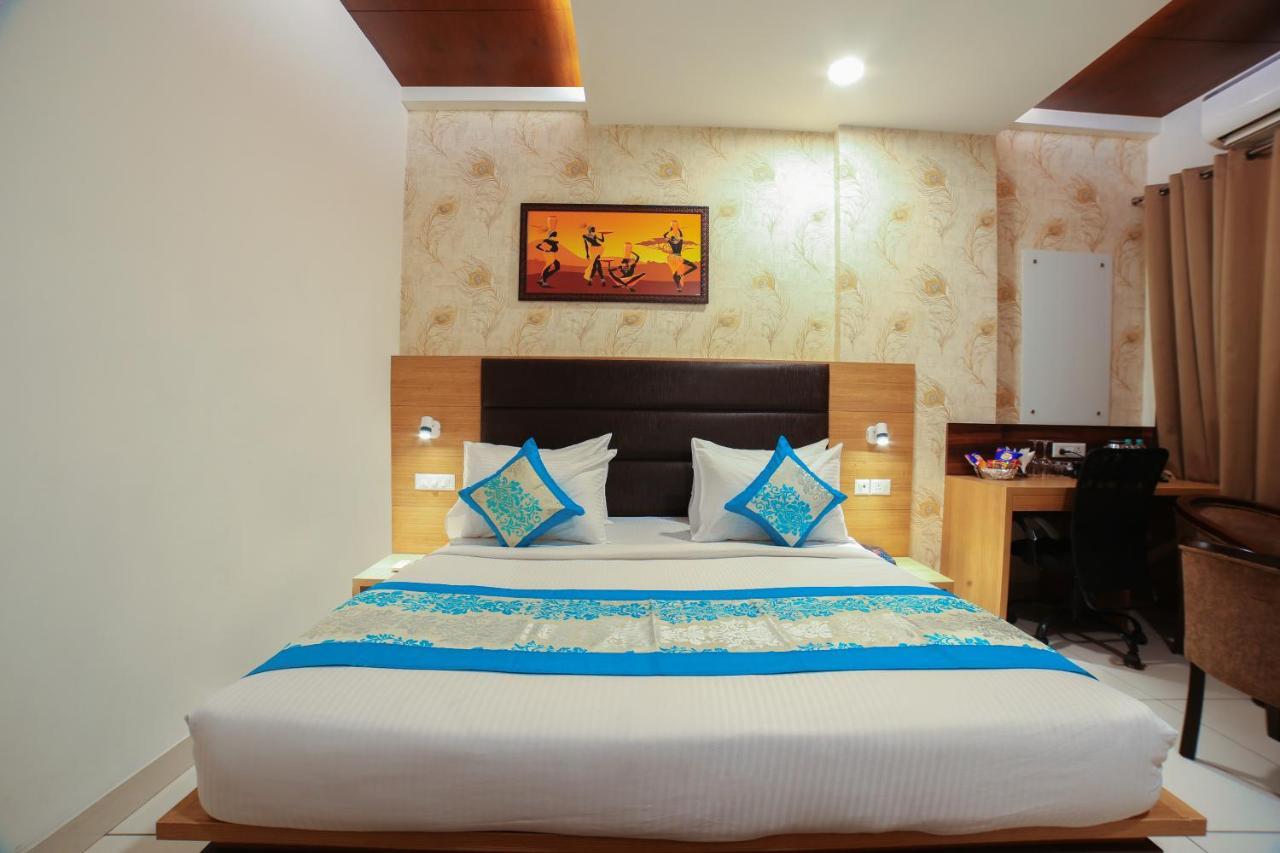 Hotel Grand Regency By Jmd Group Near Delhi Igi Airport Új-Delhi Kültér fotó